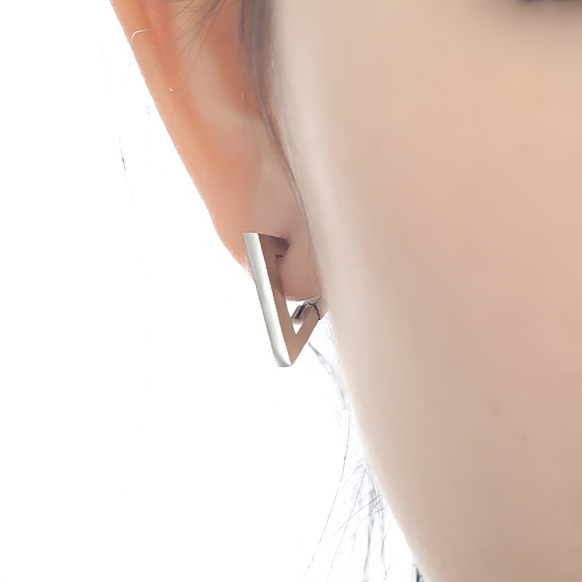 Polished Triangle Geometry Sta - Men'S Accessories Trends 2025 incelemesi ve fiyatı