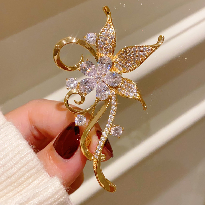 1Pc Vibrant Flower Brooch for  - Men'S Accessories Trends 2025 incelemesi ve fiyatı