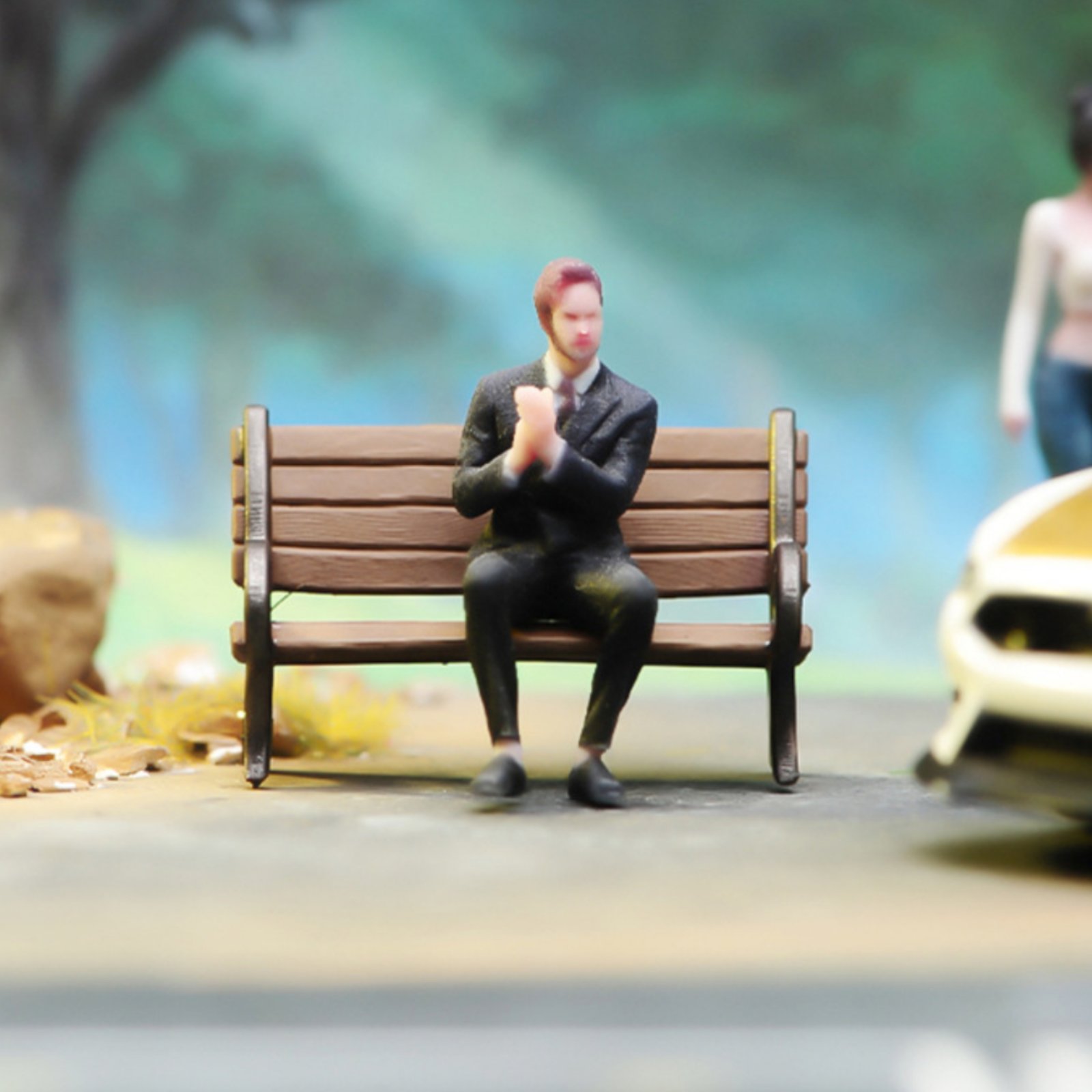 1:64 Scale Sitting Man Figure  - Men Accessories For Suit incelemesi ve fiyatı