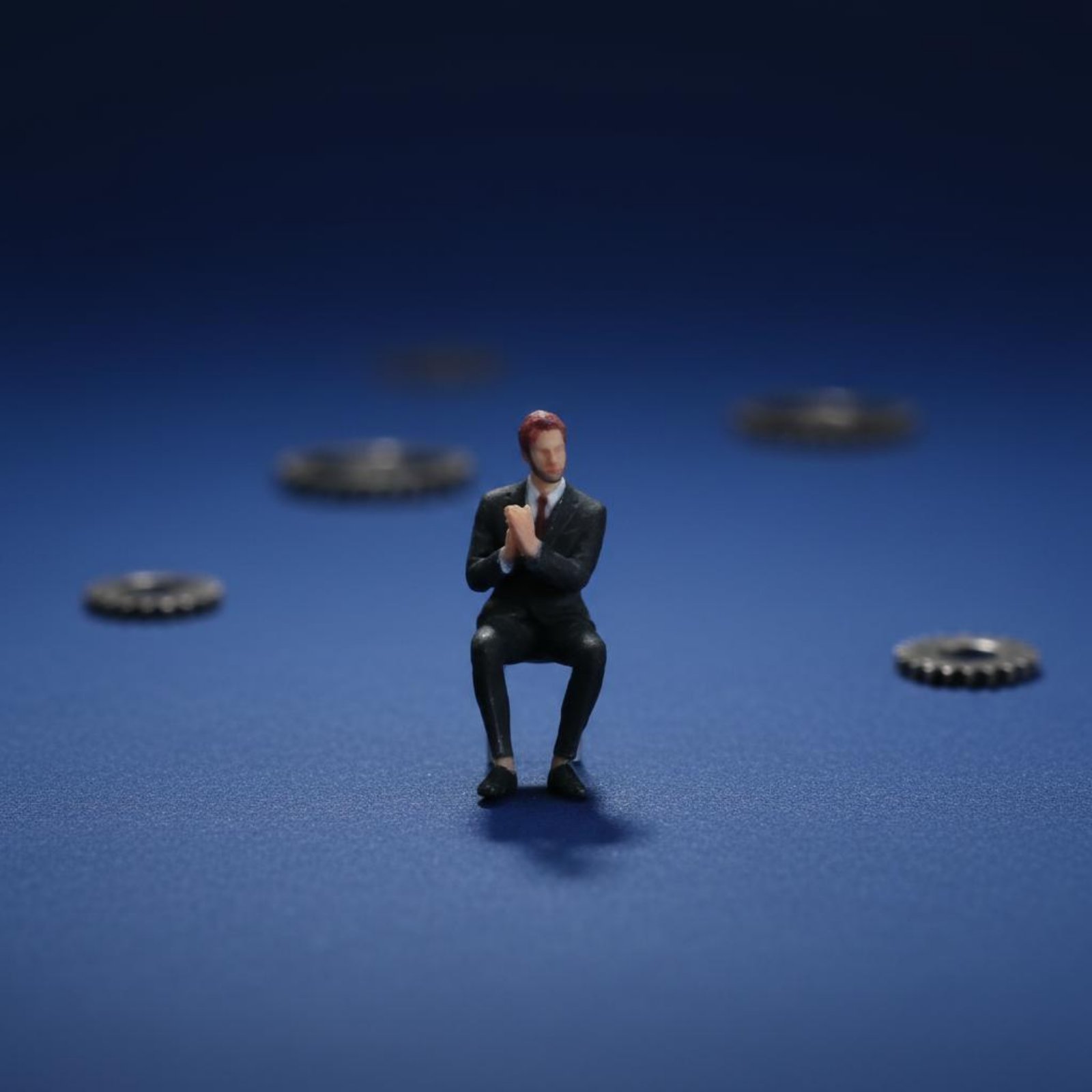 1:64 Scale Sitting Man Figure  - Men Accessories For Suit incelemesi ve fiyatı